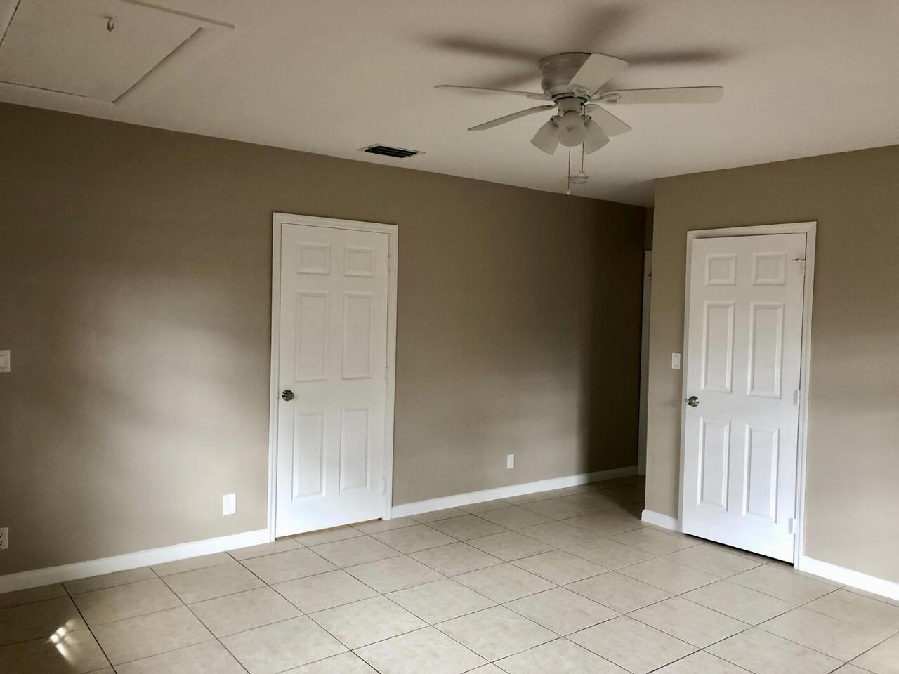 2221 F Road Loxahatchee Groves, FL 33470 - Photo 5 of 20 RX-10850889_33_I