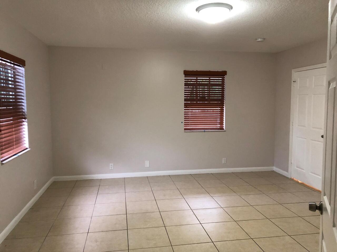 2221 F Road Loxahatchee Groves, FL 33470 - Photo 6 of 20 RX-10850889_34_8