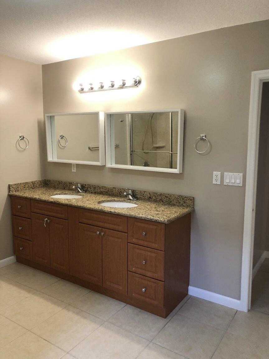 2221 F Road Loxahatchee Groves, FL 33470 - Photo 7 of 20 RX-10850889_35_8