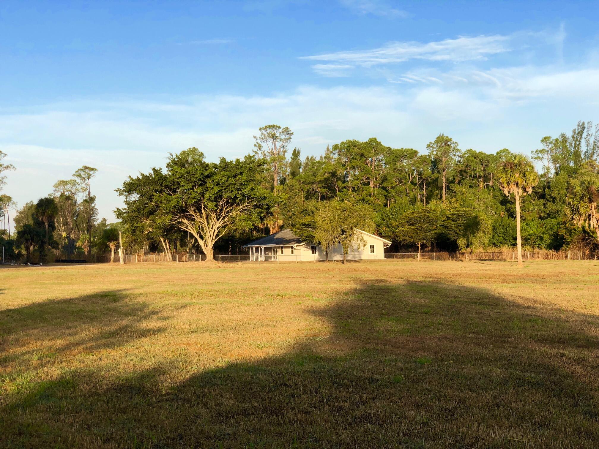 2221 F Road Loxahatchee Groves, FL 33470 - Photo 10 of 20 IMG_8593