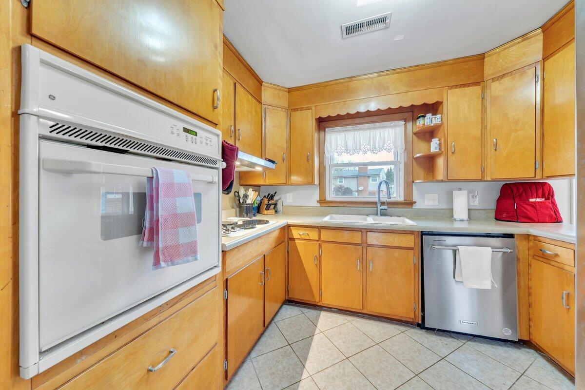 2147 Bridle Lane Roanoke, VA 24018 - Photo 11 of 48 MIB04767 (1)