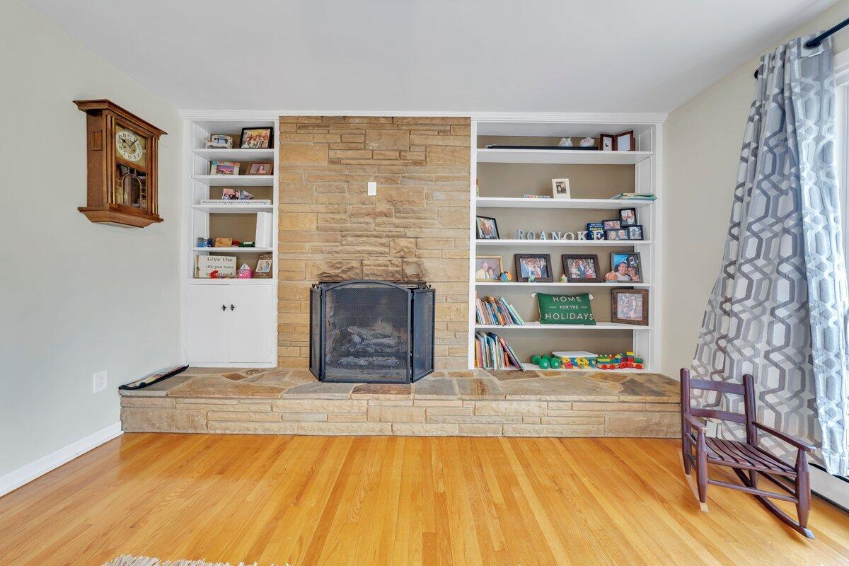 2147 Bridle Lane Roanoke, VA 24018 - Photo 7 of 48 MIB04773