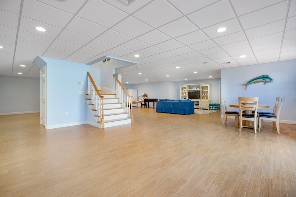 17 Baker Hill Drive Hingham, MA 02043 - Photo 26 of 39