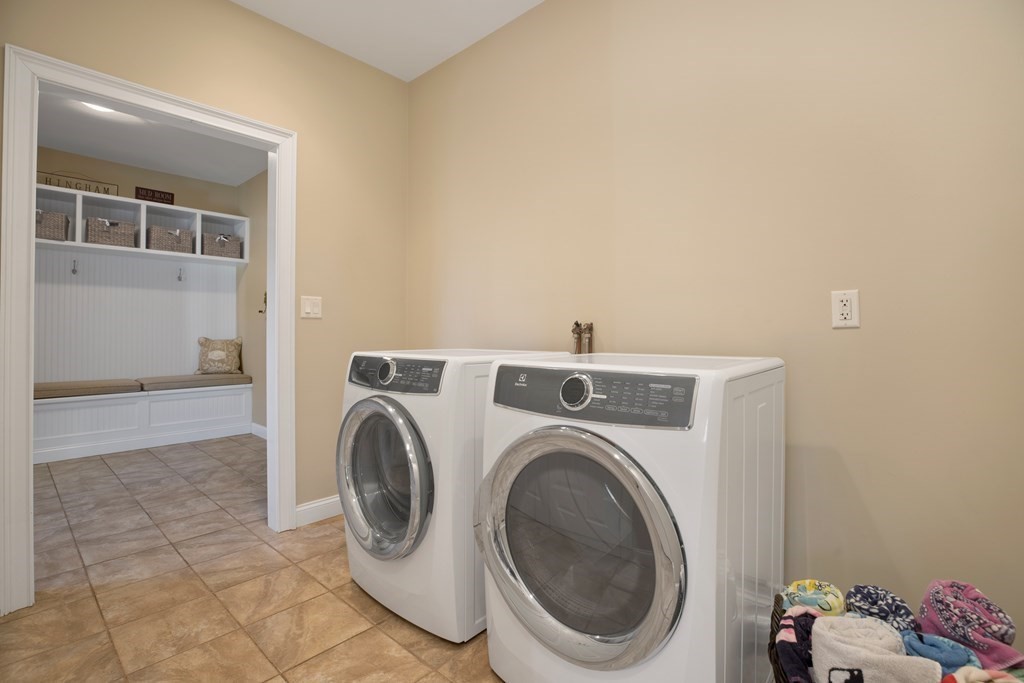 17 Baker Hill Drive Hingham, MA 02043 - Photo 30 of 39