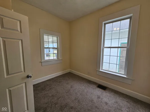 $104,900 | 610 East 5th Street, Anderson, IN 46012