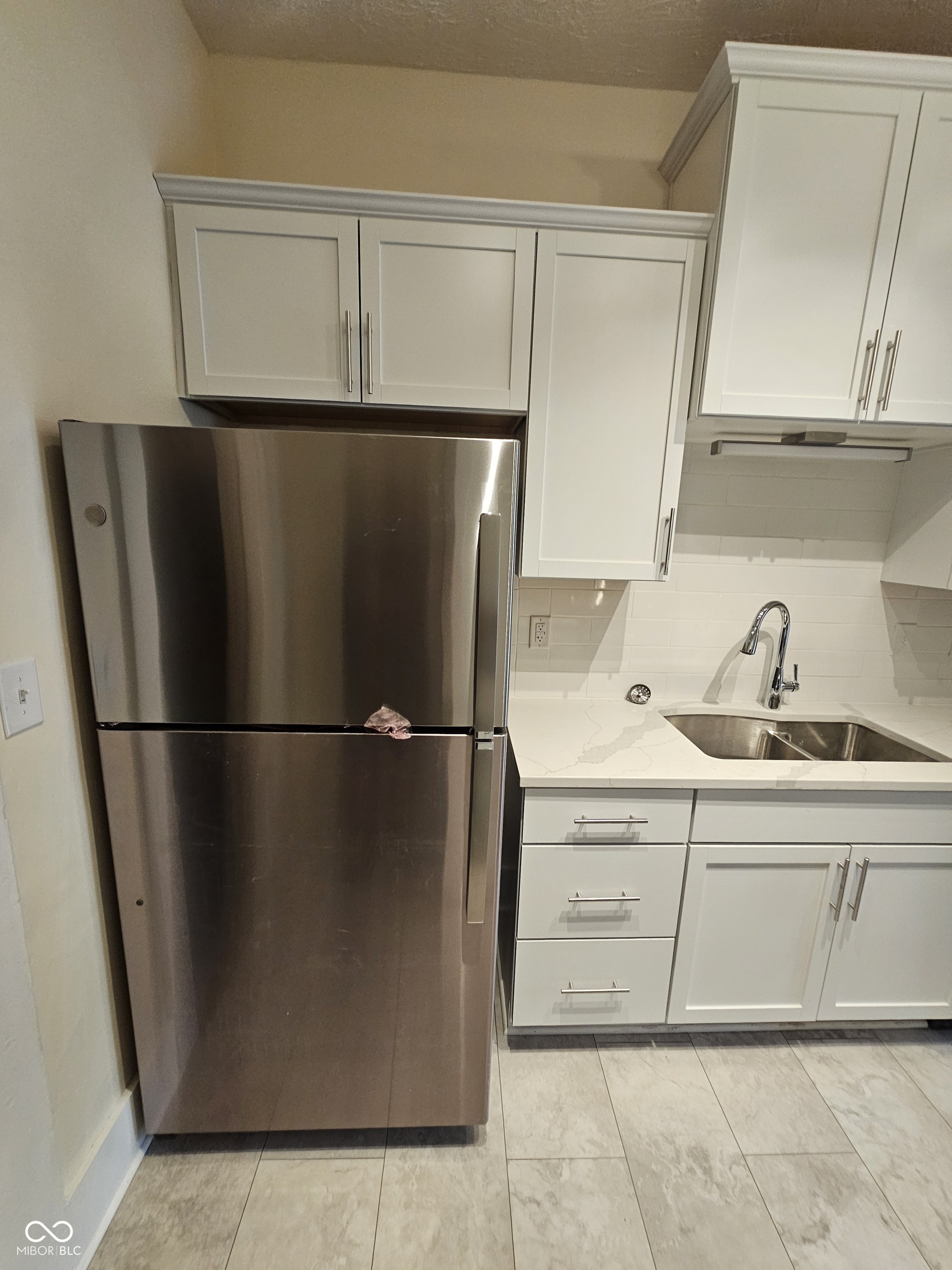 610 East 5th Street Anderson, IN 46012 - Photo 8 of 19