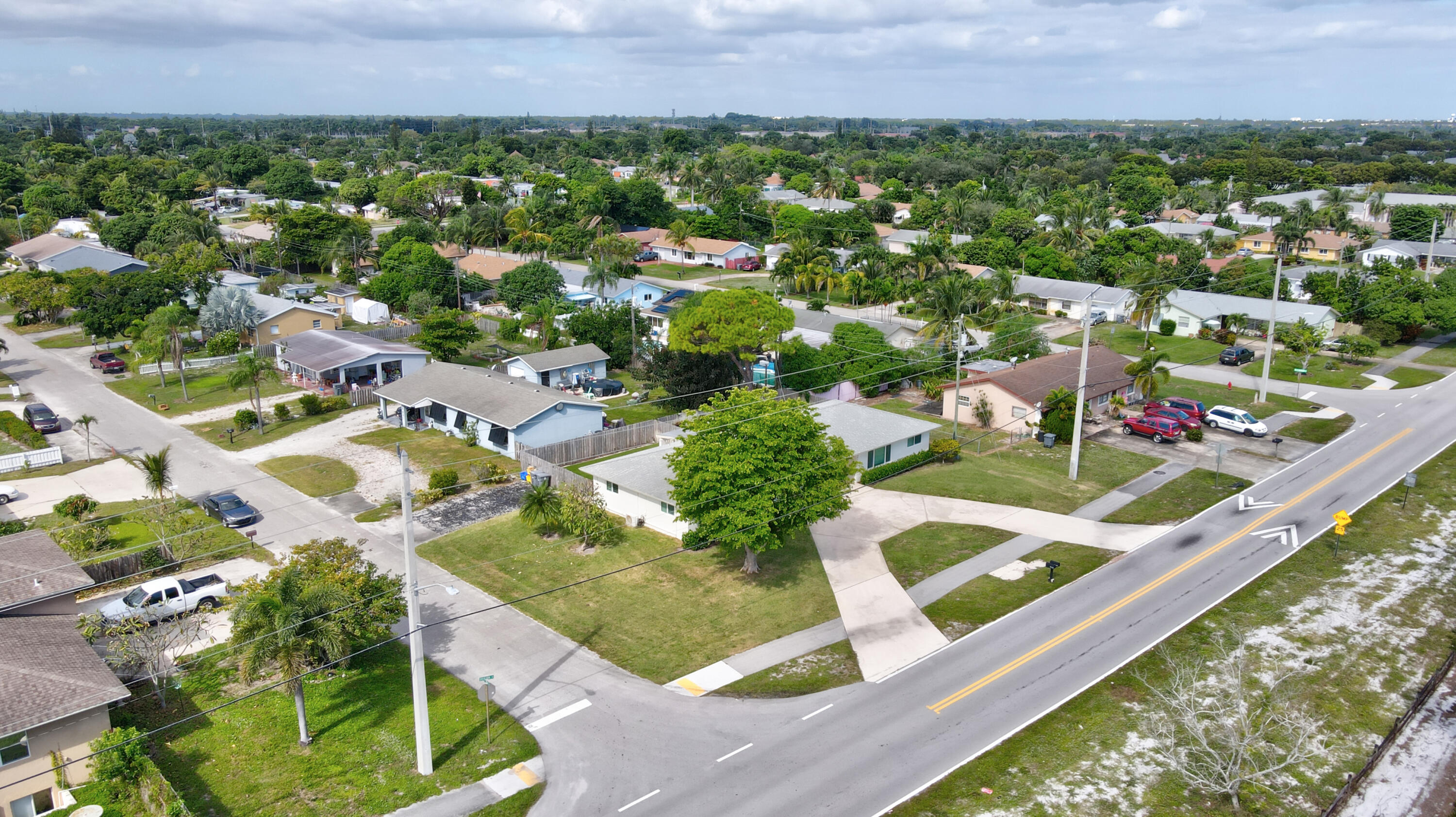 7641 Overlook Road Lantana, FL 33462 - Photo 33 of 39 Aerial 7