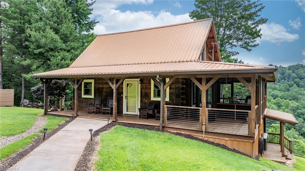 419 Woodpecker Road Purlear, NC 28665 - Photo 6 of 28