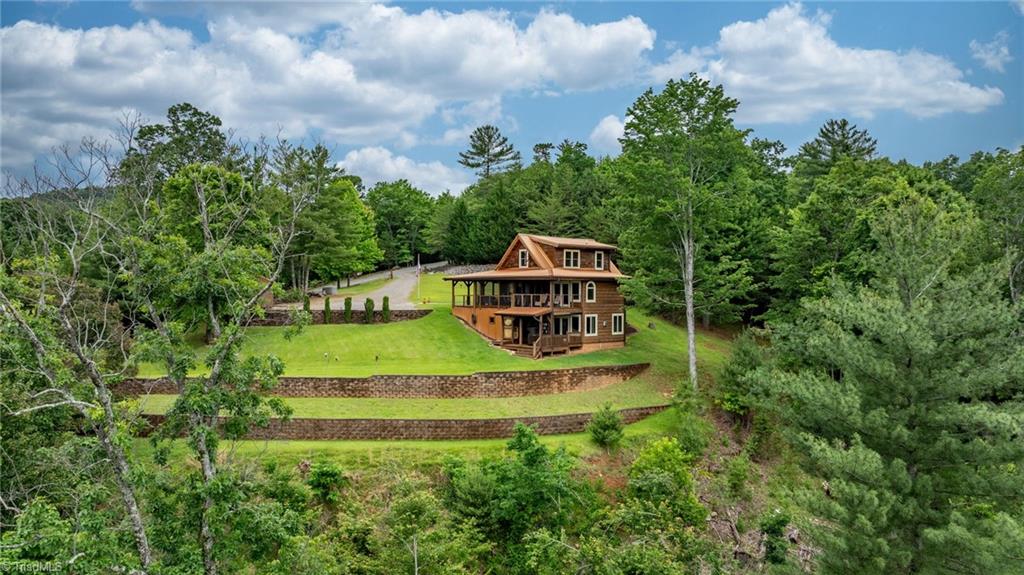 419 Woodpecker Road Purlear, NC 28665 - Photo 9 of 28
