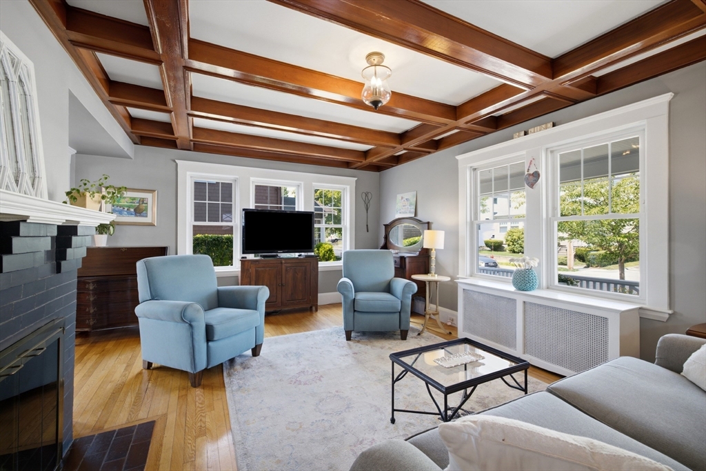 41 Buckingham Road Quincy, MA 02170 - Photo 4 of 23