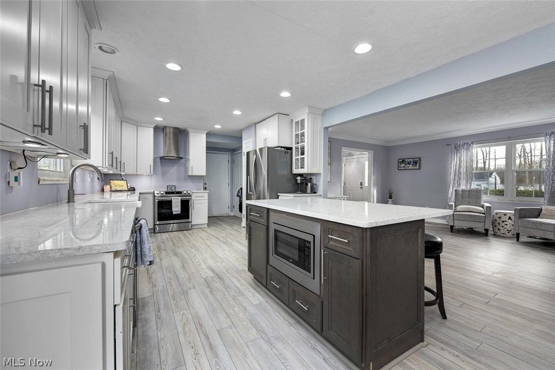 28610 Knickerbocker Road Bay Village, OH 44140 - Photo 25 of 32 Gallery Image 25