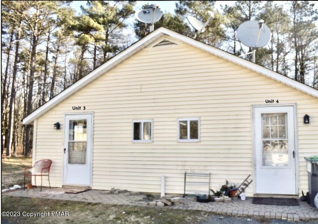 3284 Highway 115, Unit 4 Effort, PA 18330 - Photo 1 of 8 a view of a white house