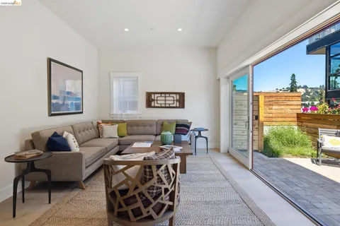 $1,995,000 | 4436 Howe Street, Oakland, CA 94611
