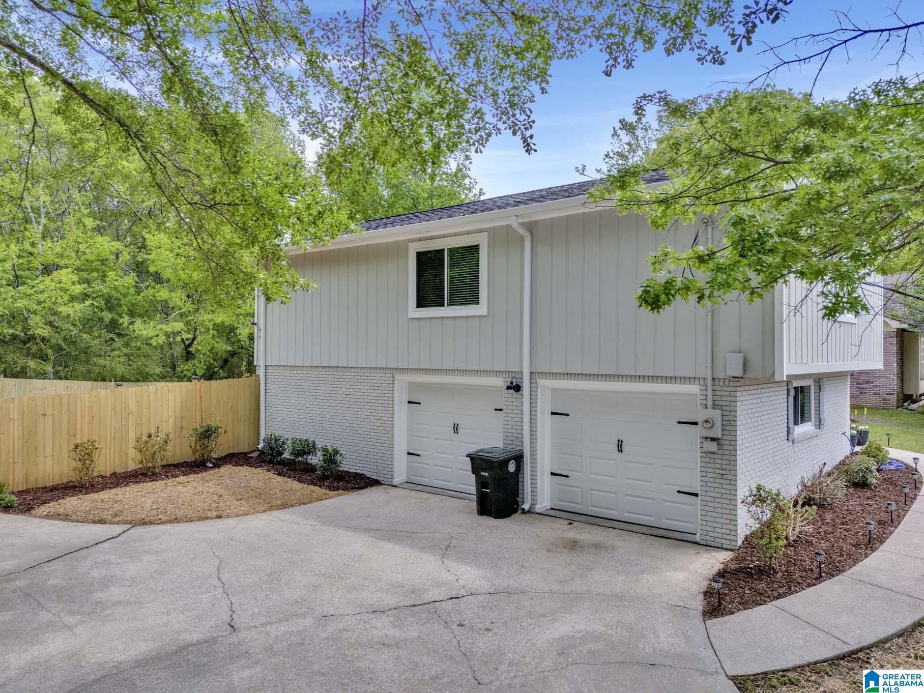 3041 Carleton Road Birmingham, AL 35215 - Photo 3 of 63
