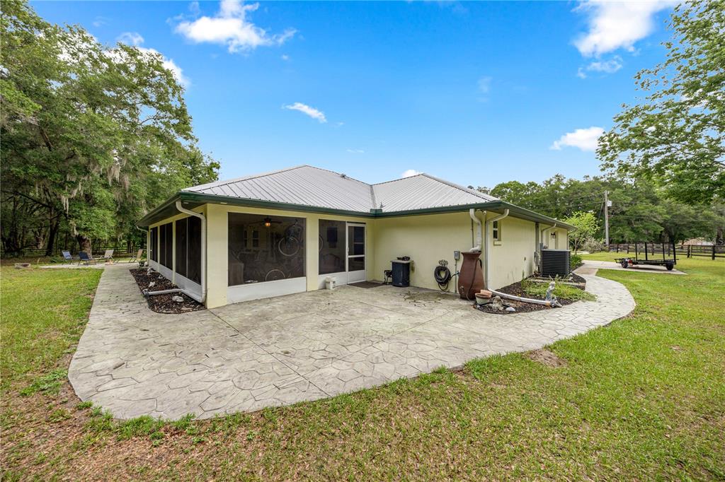2250 Southeast 157th Lane Road Summerfield, FL 34491 - Photo 32 of 42