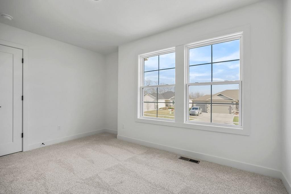 14075 South Pascal Street Olathe, KS 66061 - Photo 24 of 32