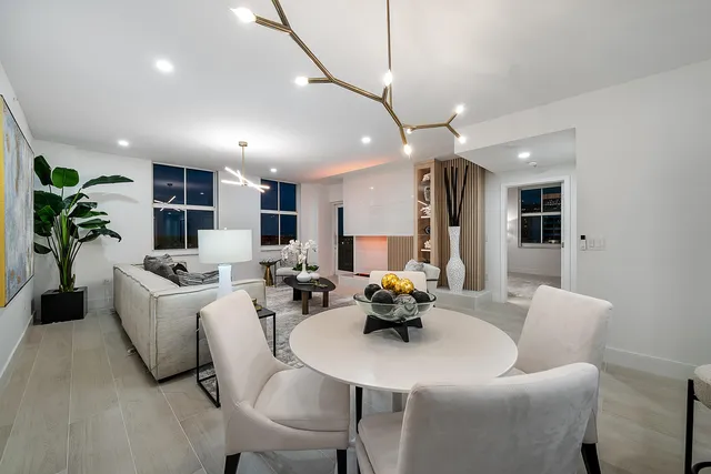 $1,949,000 | 255 Evernia Street, Unit 806, West Palm Beach, FL 33401