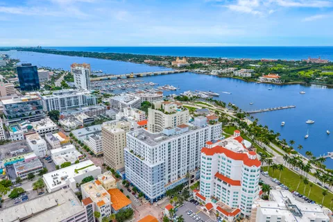 $1,949,000 | 255 Evernia Street, Unit 806, West Palm Beach, FL 33401