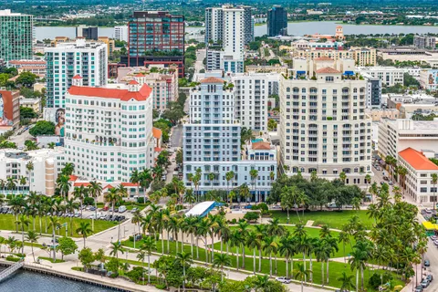 $1,949,000 | 255 Evernia Street, Unit 806, West Palm Beach, FL 33401