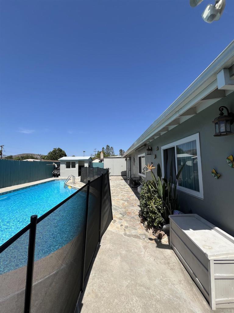 238 Lakeview Avenue Spring Valley, CA 91977 - Photo 18 of 60