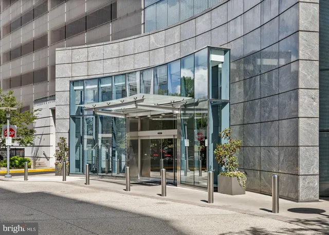 a view of a building entrance