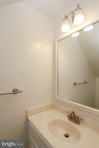 $450,000 | 7331 Kerry Hill Court, Columbia, MD 21045