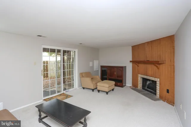 $450,000 | 7331 Kerry Hill Court, Columbia, MD 21045