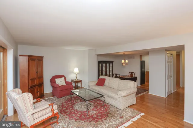 $450,000 | 7331 Kerry Hill Court, Columbia, MD 21045