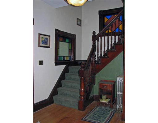 29 North Walnut Street Clinton, MA 01510 - Photo 12 of 22 Gallery Image 12