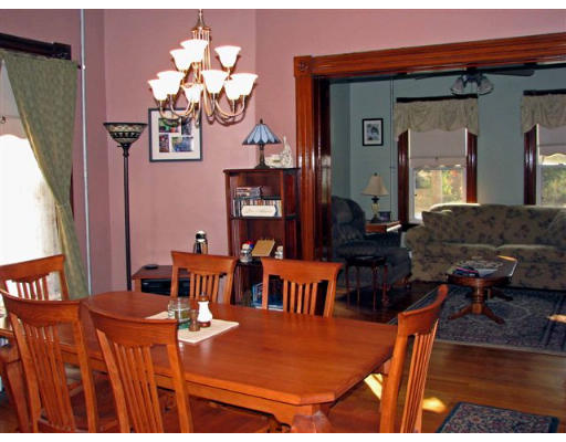29 North Walnut Street Clinton, MA 01510 - Photo 6 of 22 Gallery Image 6