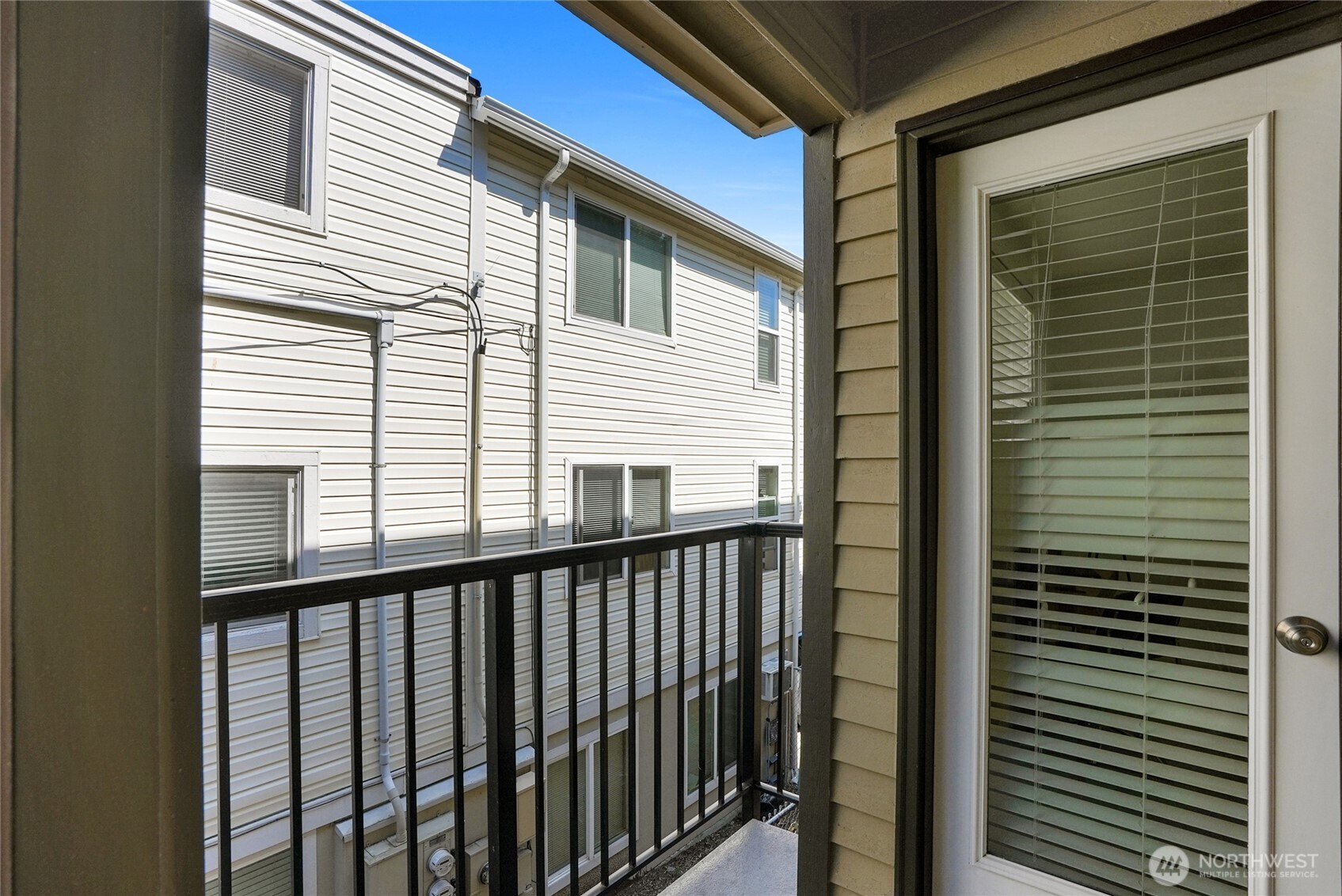 1131 North 93rd Street, Unit 3 Seattle, WA 98103 - Photo 20 of 32