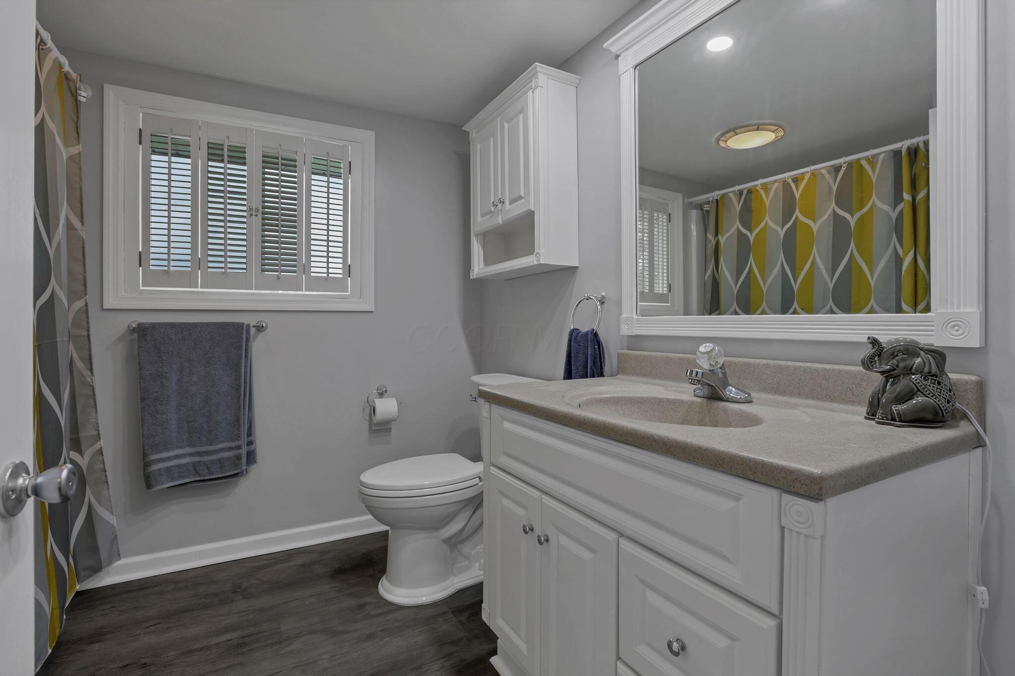 11750 16th Road Southwest Stoutsville, OH 43154 - Photo 26 of 74 Bathroom 2