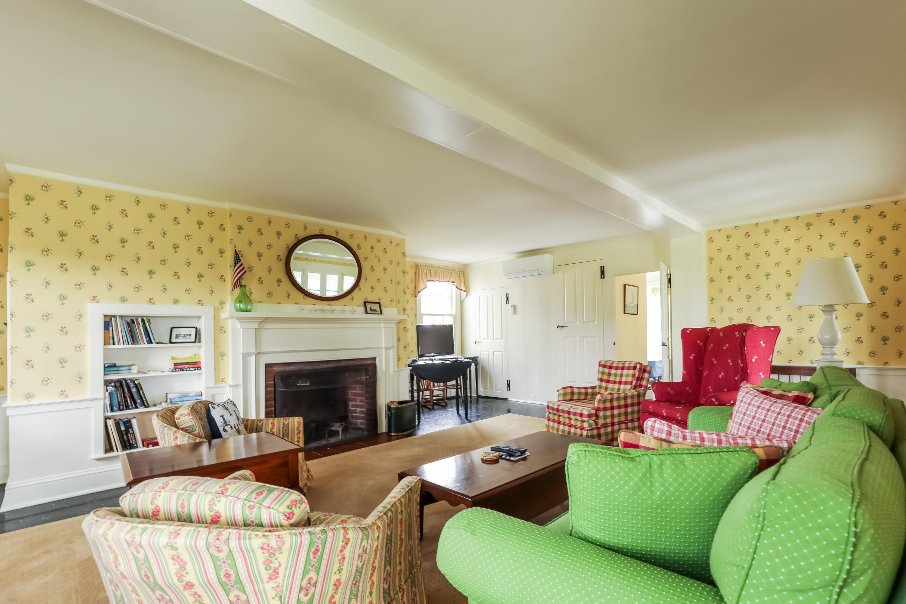 119 Scatteree Road North Chatham, MA 02650 - Photo 14 of 32 012-photo-living-room-8437701