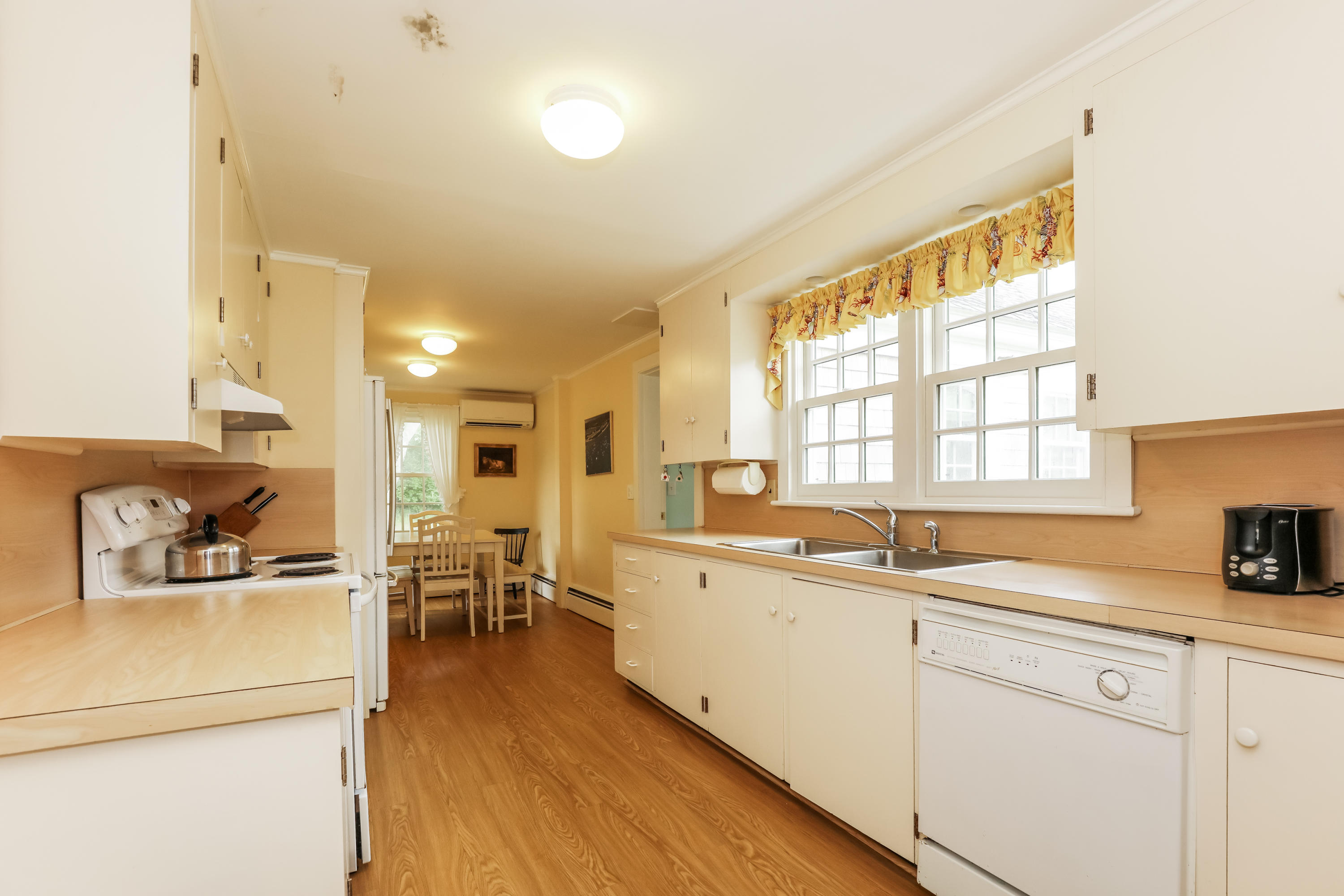 119 Scatteree Road North Chatham, MA 02650 - Photo 21 of 32 020-photo-kitchen-8437692