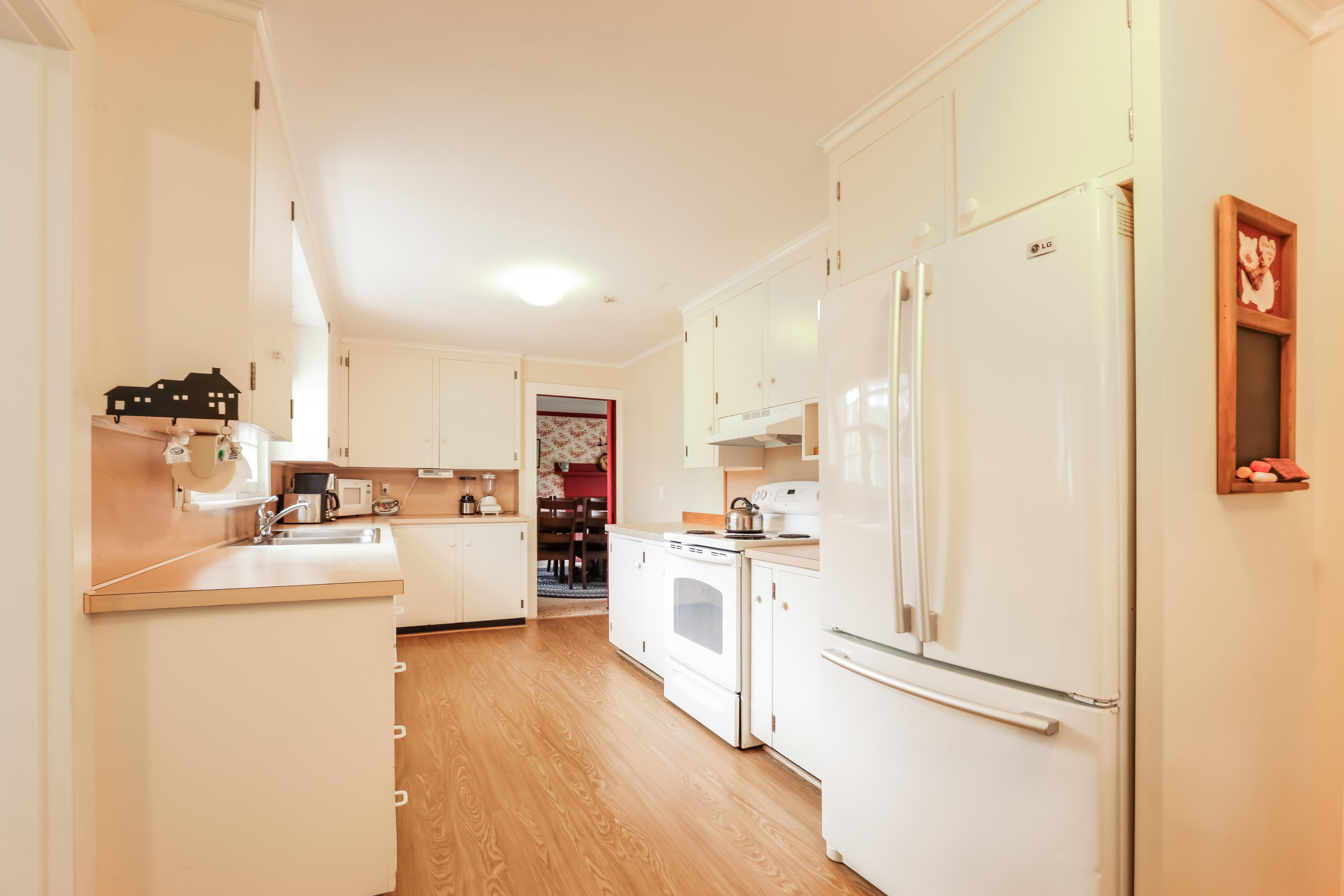 119 Scatteree Road North Chatham, MA 02650 - Photo 22 of 32 021-photo-kitchen-8437724