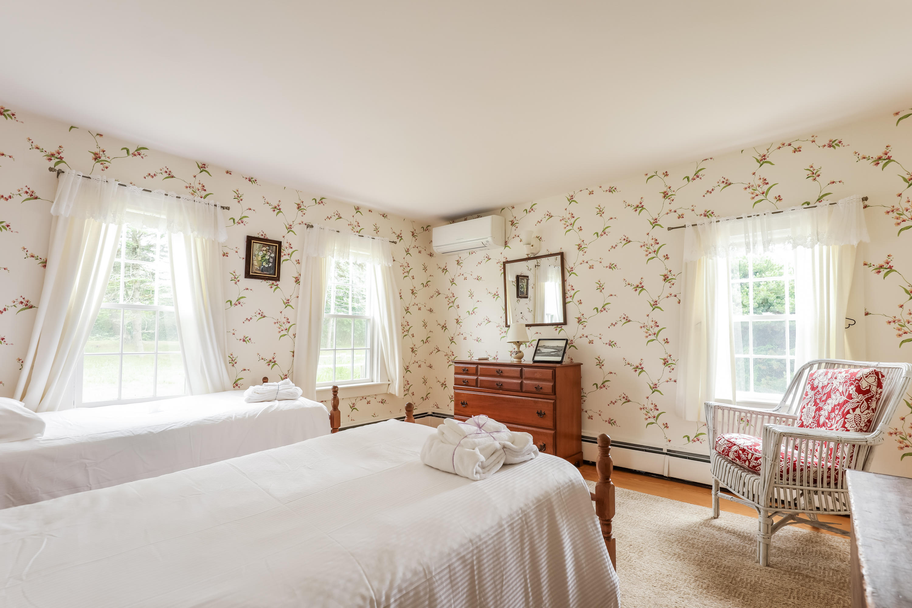 119 Scatteree Road North Chatham, MA 02650 - Photo 27 of 32 041-photo-bedroom-8437710