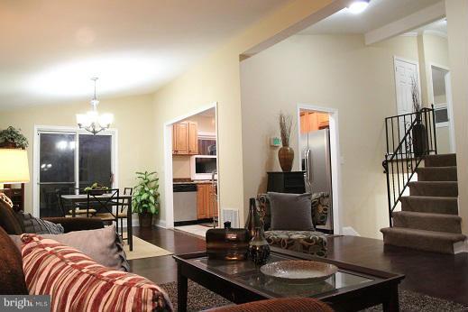 8410 Charlton Road Randallstown, MD 21133 - Photo 3 of 8 Interior (General)
