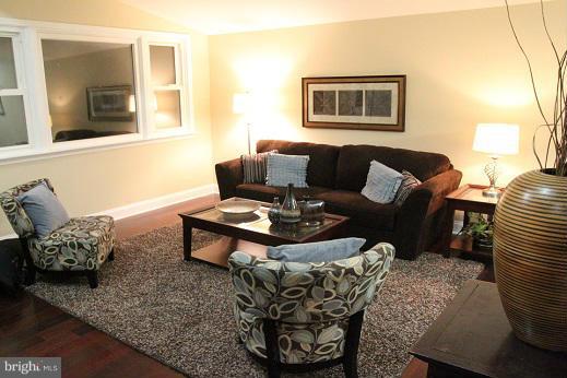 8410 Charlton Road Randallstown, MD 21133 - Photo 6 of 8 Living Room