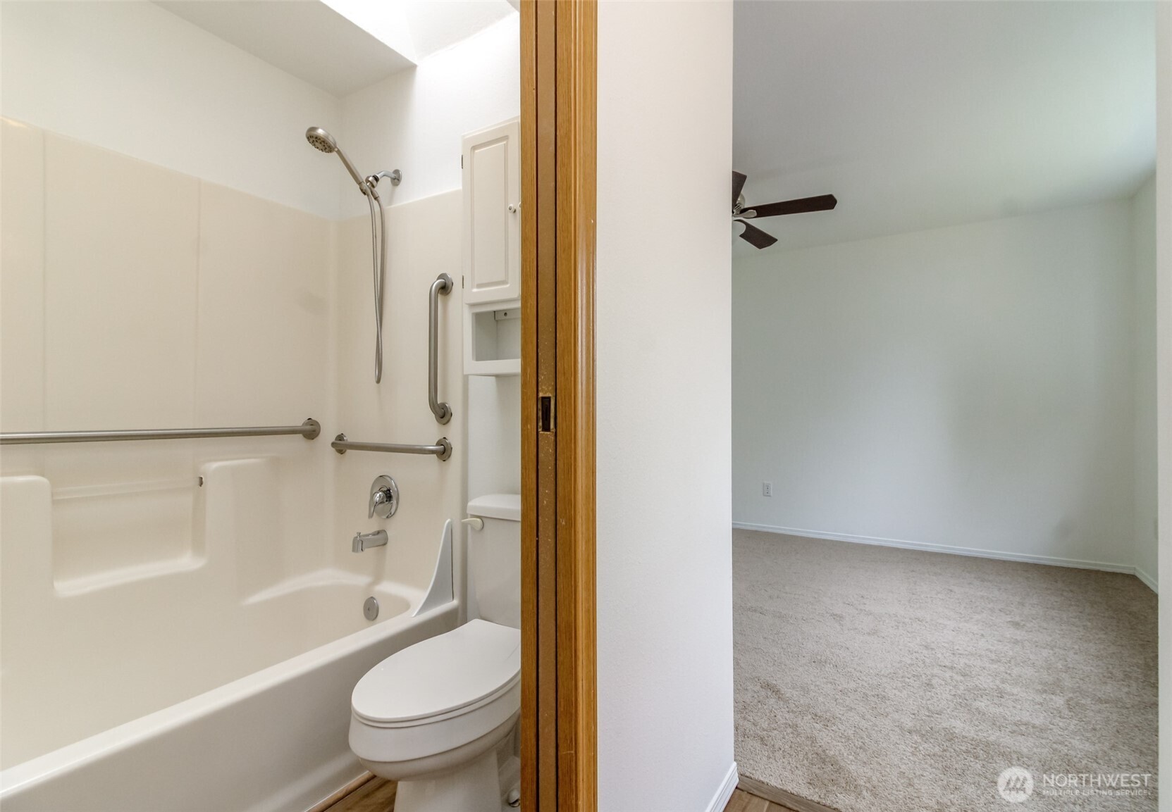 26334 127th Avenue Southeast Kent, WA 98030 - Photo 23 of 37
