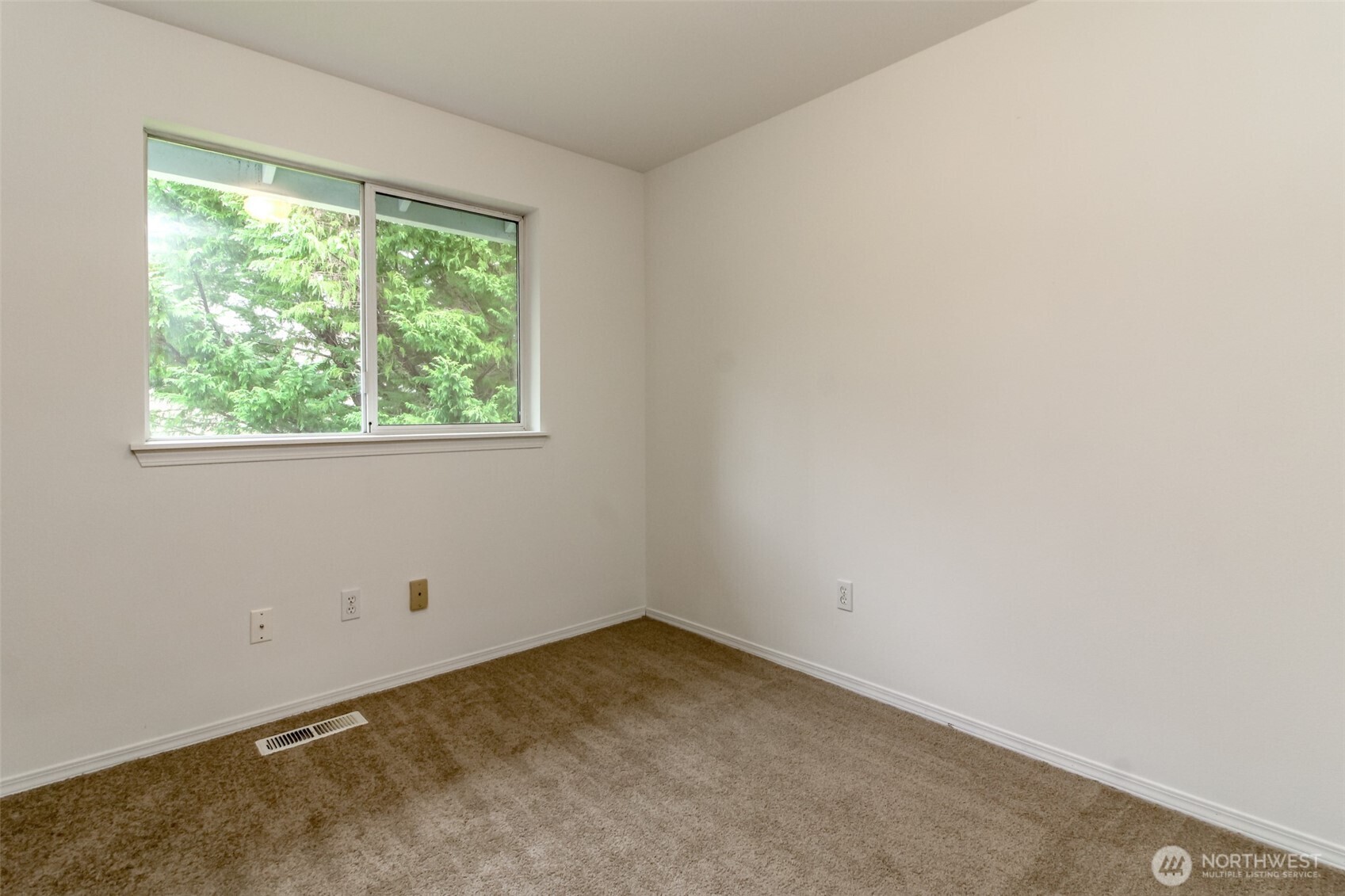 26334 127th Avenue Southeast Kent, WA 98030 - Photo 28 of 37