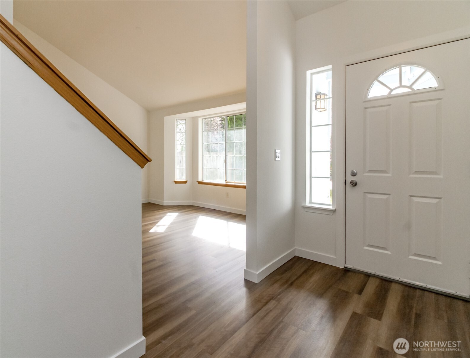 26334 127th Avenue Southeast Kent, WA 98030 - Photo 7 of 37