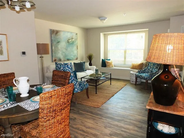 $2,250 | 3992 Cloverlane Drive, Ypsilanti, MI 48197