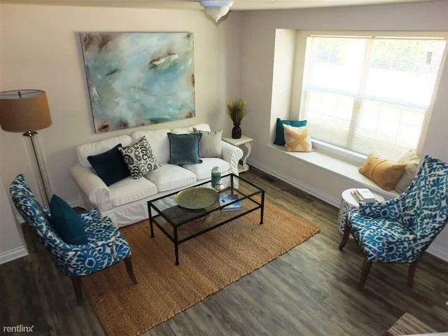 $2,250 | 3992 Cloverlane Drive, Ypsilanti, MI 48197