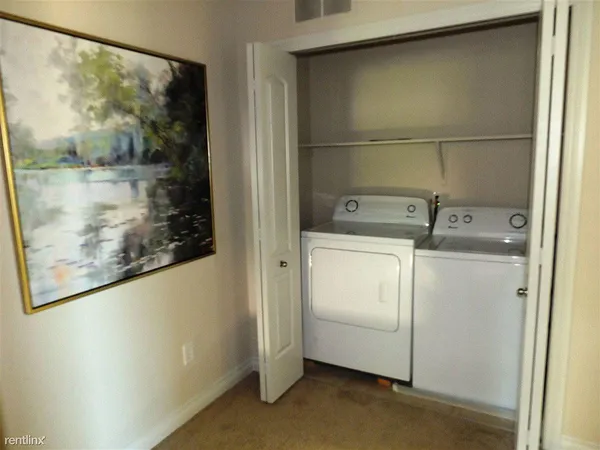 $1,925 | 3932 Cloverlane Drive, Ypsilanti, MI 48197