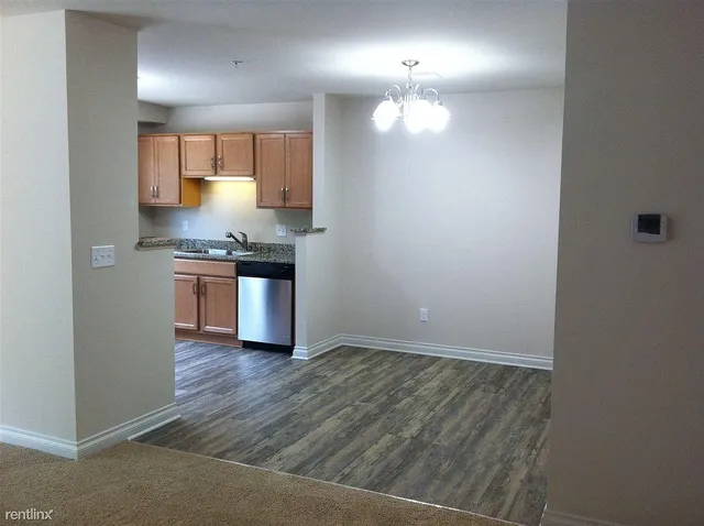 $1,925 | 3932 Cloverlane Drive, Ypsilanti, MI 48197