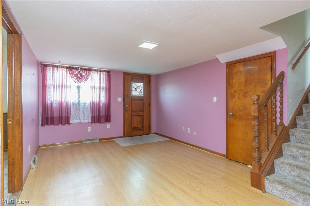 5949 Kirk Road Canfield, OH 44406 - Photo 6 of 26 Gallery Image 6