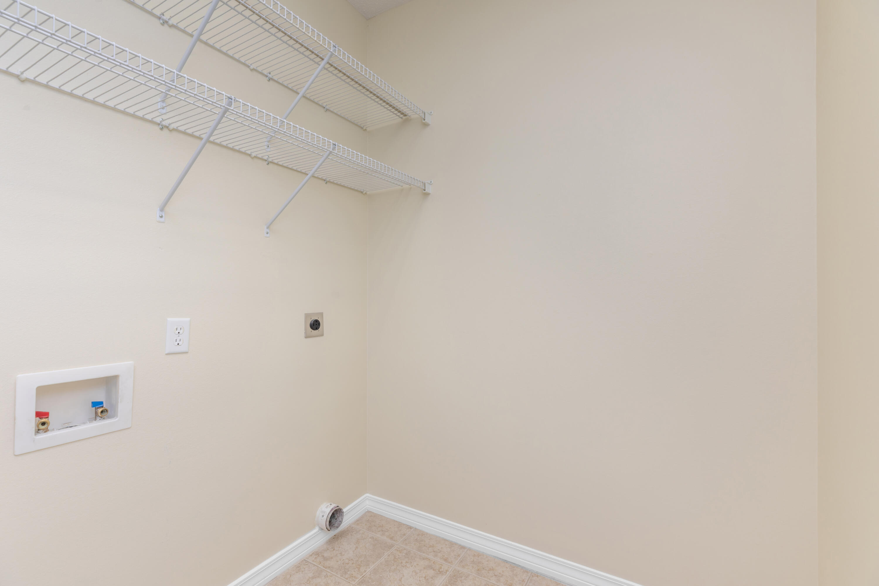 5552 Frontier Drive Crestview, FL 32536 - Photo 36 of 44 147A0109