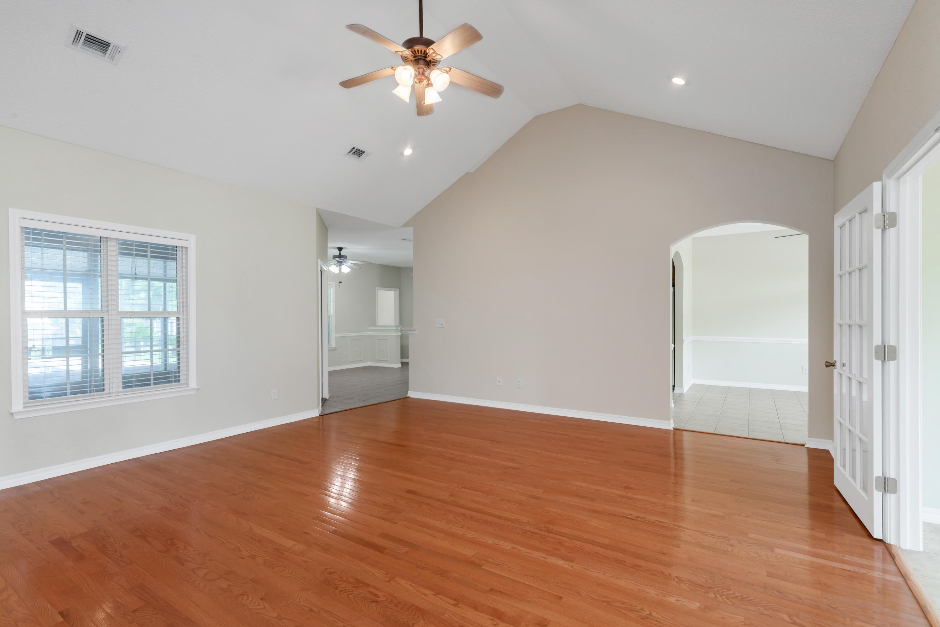 5552 Frontier Drive Crestview, FL 32536 - Photo 8 of 44 147A0095