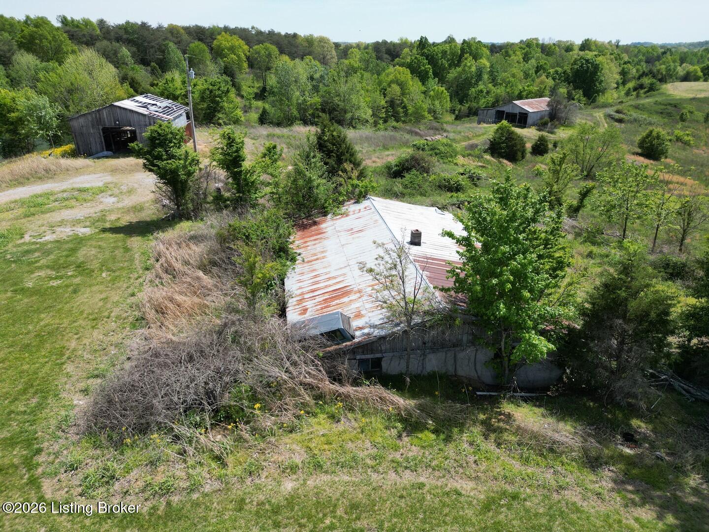 2086 Logsdon Cemetery Road Clarkson, KY 42726 - Photo 23 of 81 Image 20