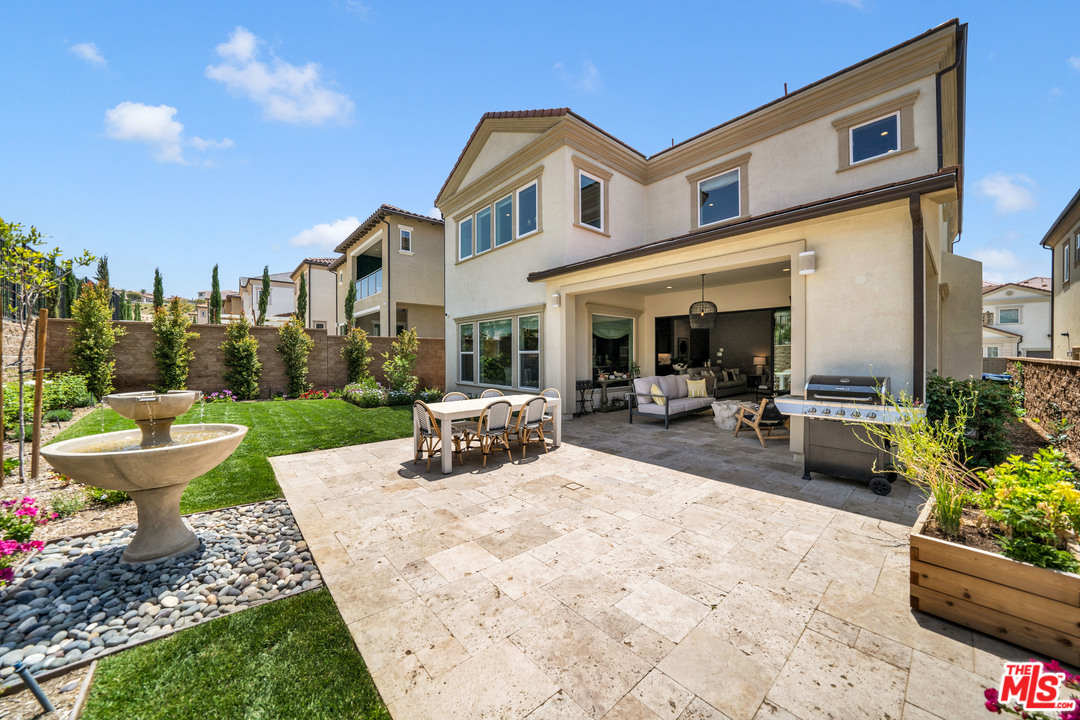20607 Bluebird Court Porter Ranch, CA 91326 - Photo 36 of 38 Gallery Image 36
